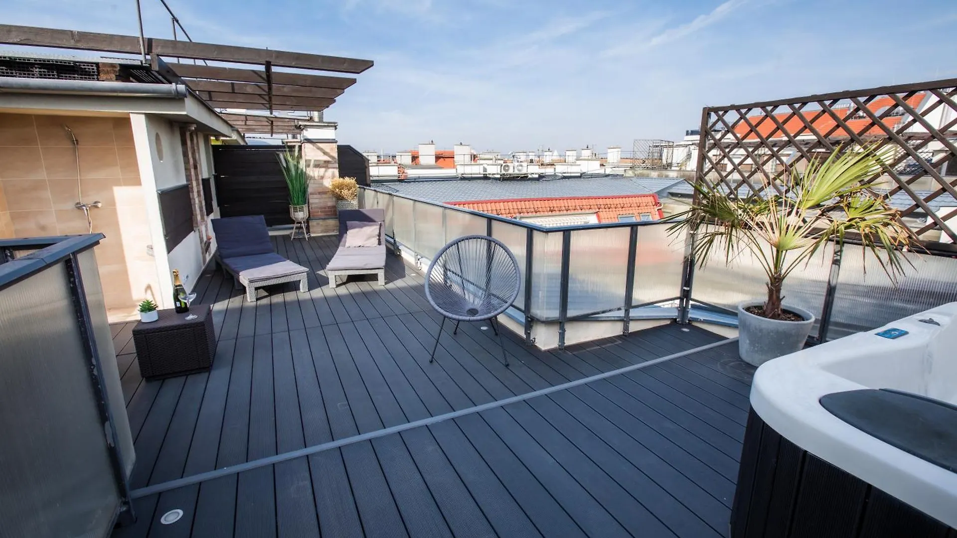 Triplex, Rooftop With Parlament View & Jacuzzi Будапешт Апартаменты